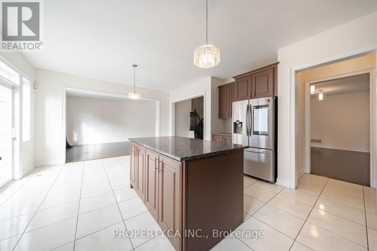 4 Landview Road, Brampton, Ontario  L6P 4G4 - Photo 17 - W12632336