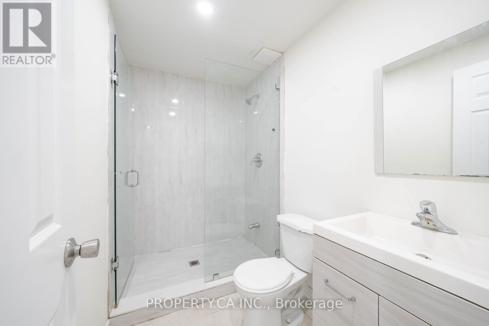 4 Landview Road, Brampton, Ontario  L6P 4G4 - Photo 27 - W12632336