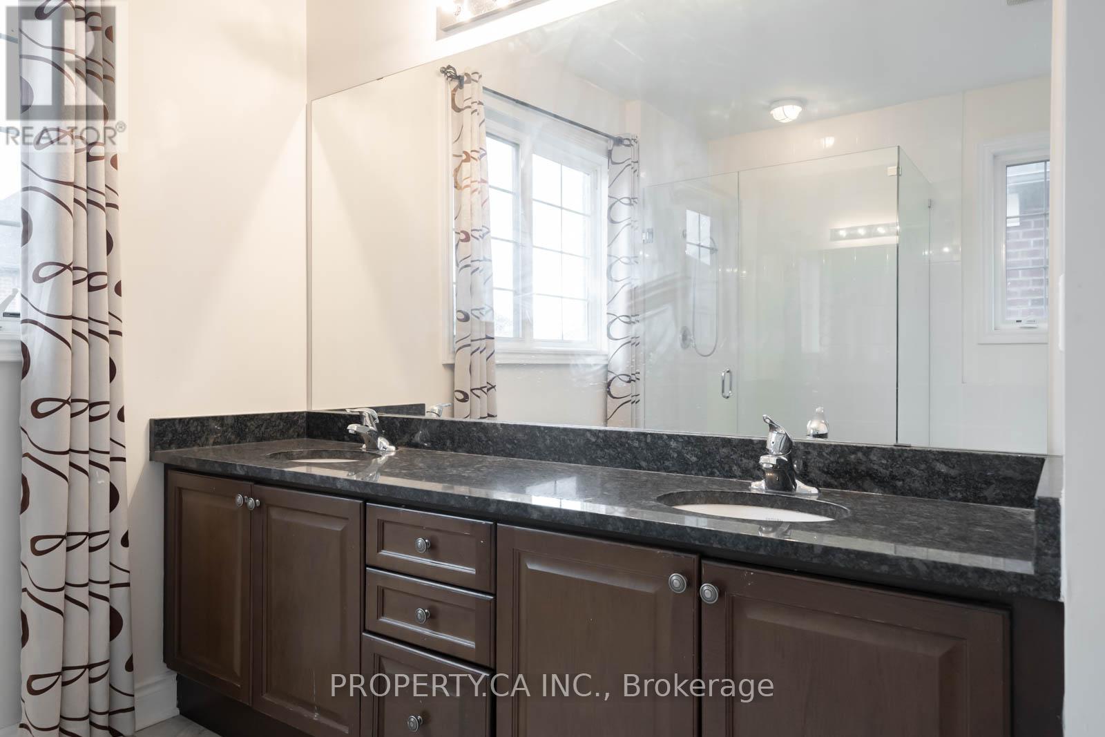 4 Landview Road, Brampton, Ontario  L6P 4G4 - Photo 35 - W12632336