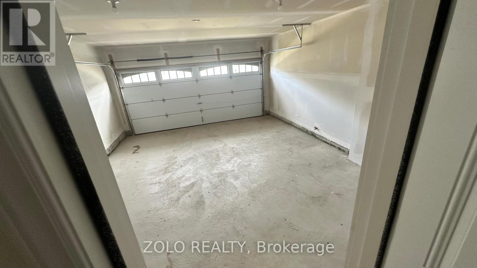 16 Stokes Road, Brant, Ontario  N3L 0L9 - Photo 4 - X12632338