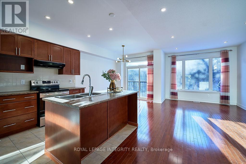 870 Fletcher Circle, Ottawa, Ontario K2T 0B8 - Photo 18 - X12632364