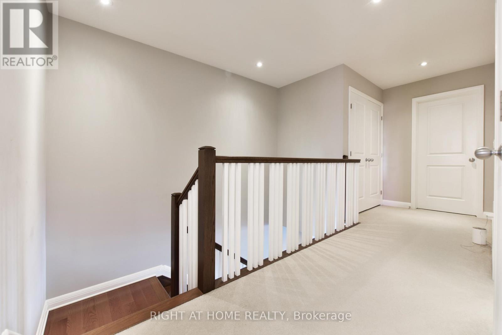 77 Arkose Street, Ottawa, Ontario  K2T 0M1 - Photo 11 - X12632366