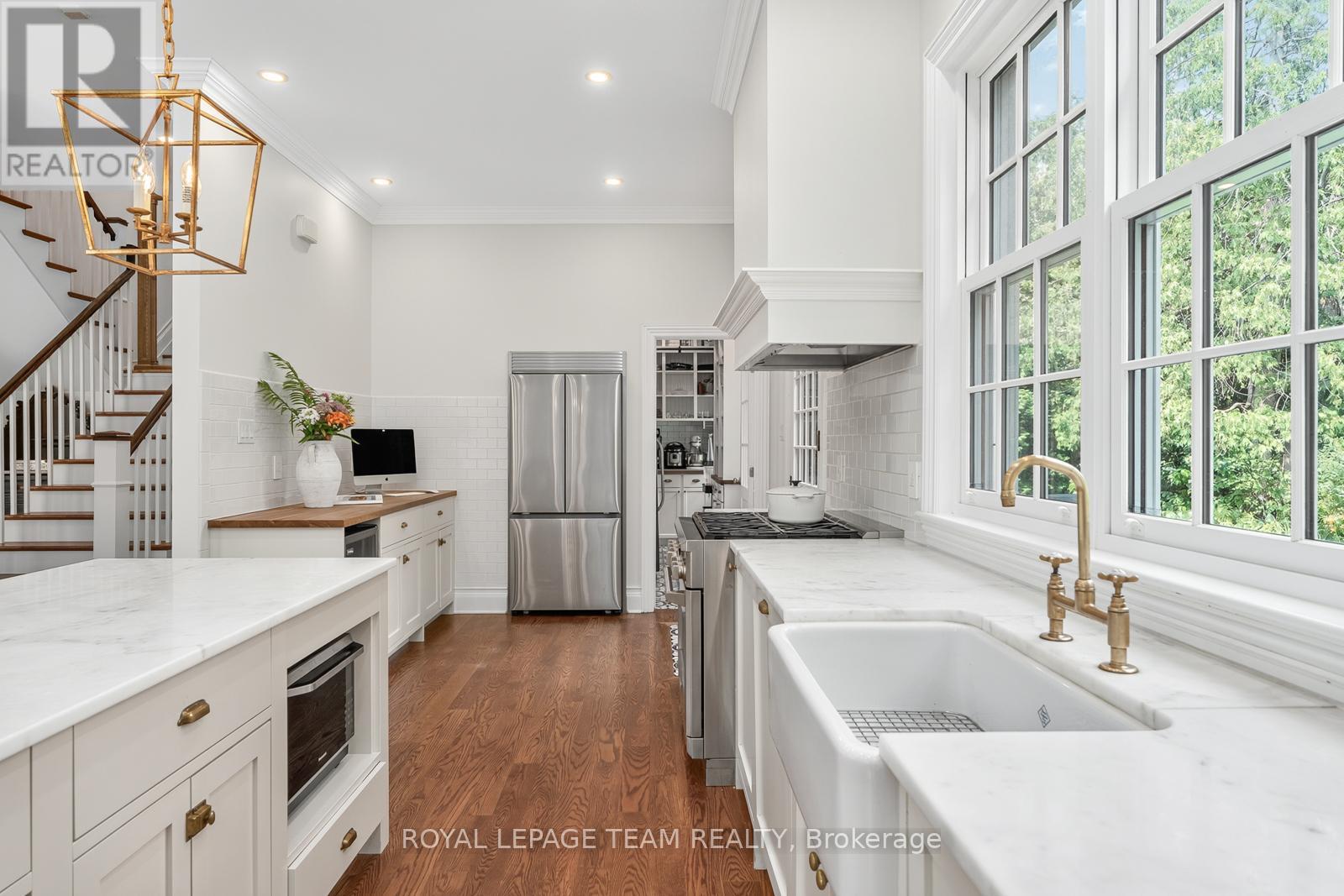 140 Howick Street, Ottawa, Ontario  K1M 0G8 - Photo 11 - X12632370