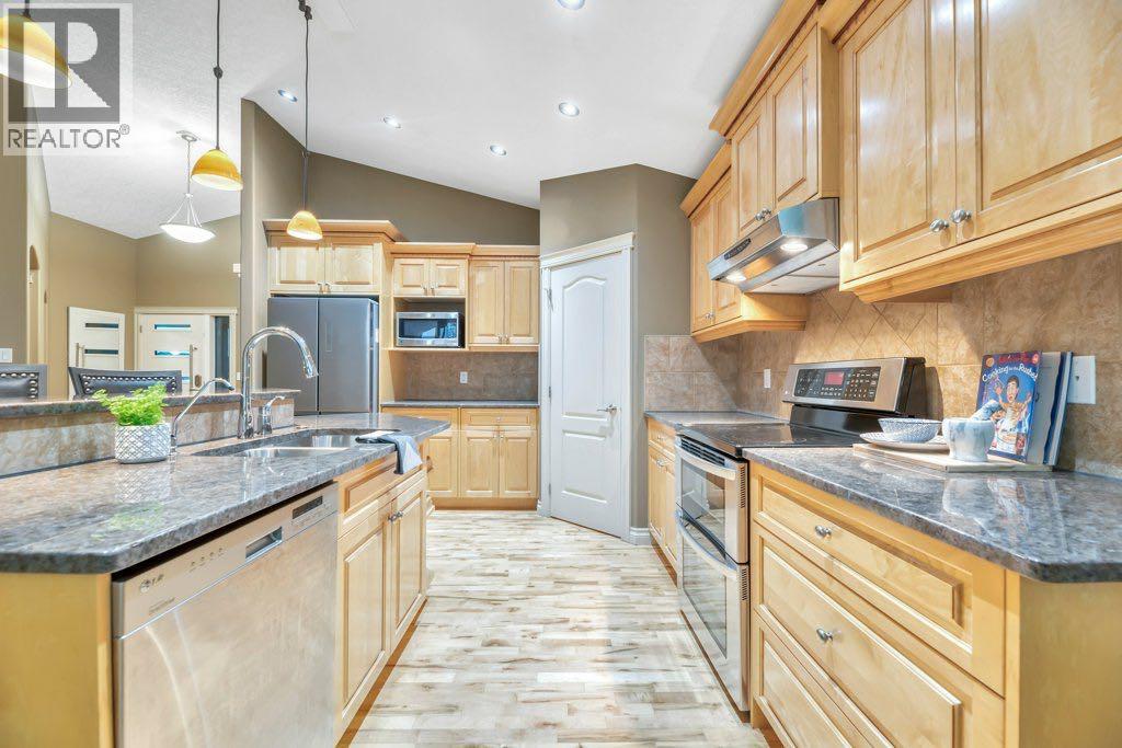 110 West Creek Springs, Chestermere, Alberta  T1X 1N7 - Photo 10 - A2271233