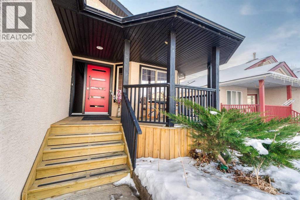 110 West Creek Springs, Chestermere, Alberta  T1X 1N7 - Photo 3 - A2271233