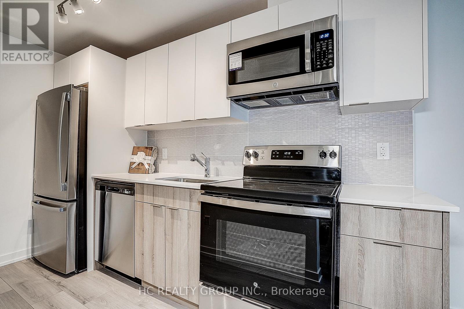 36 - 30 Calamint Lane, Toronto, Ontario  M1W 2H1 - Photo 12 - E12632356