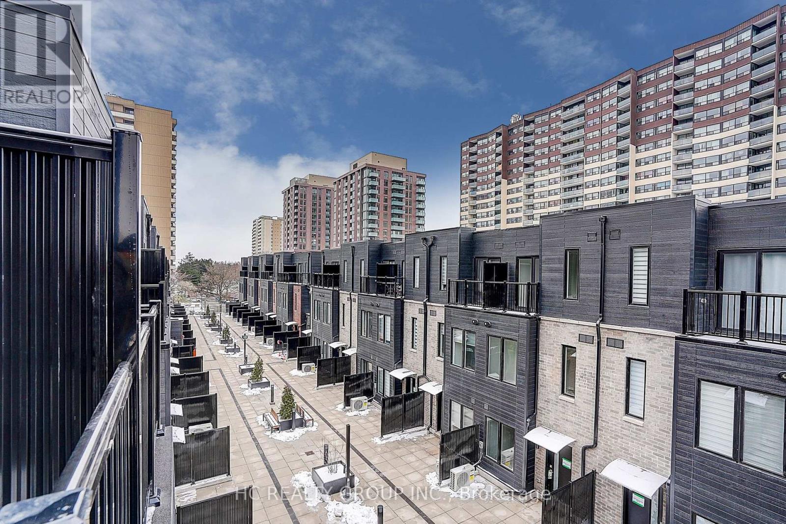 36 - 30 Calamint Lane, Toronto, Ontario  M1W 2H1 - Photo 4 - E12632356