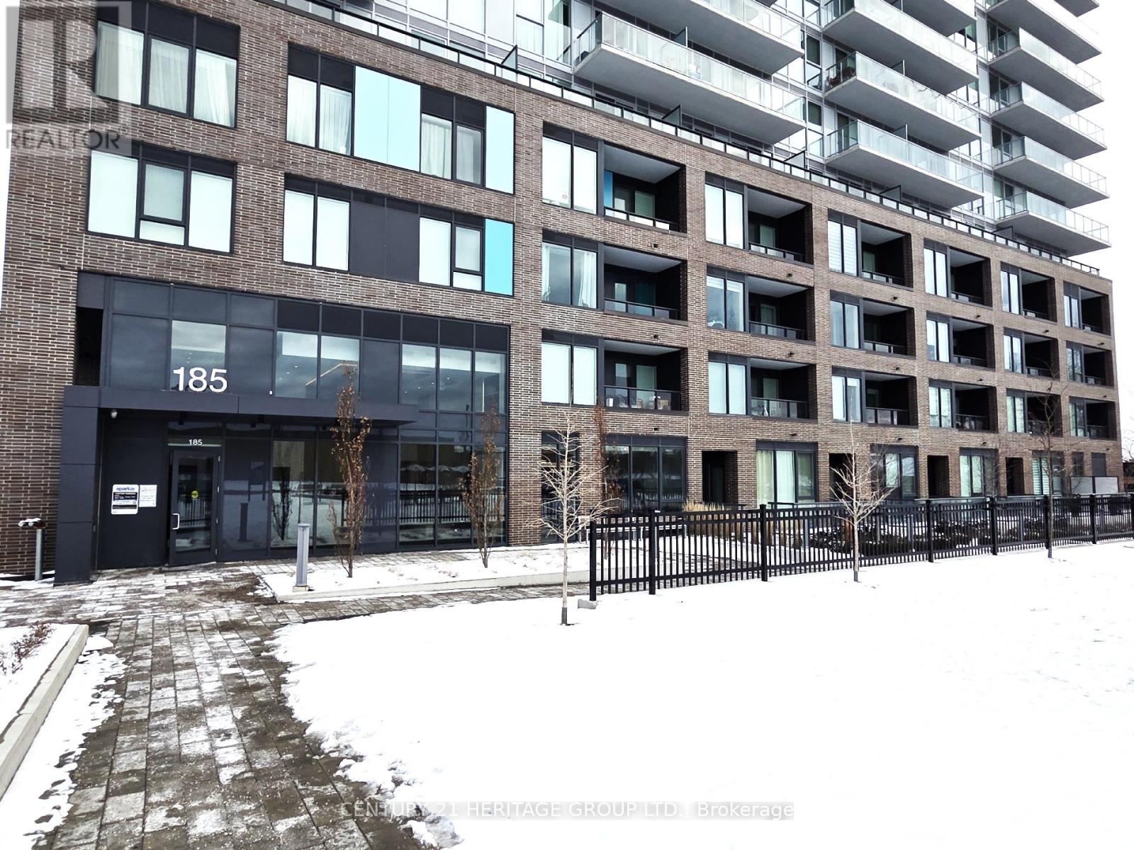 105 - 185 Deerfield Road, Newmarket, Ontario  L3Y 0G7 - Photo 2 - N12627658