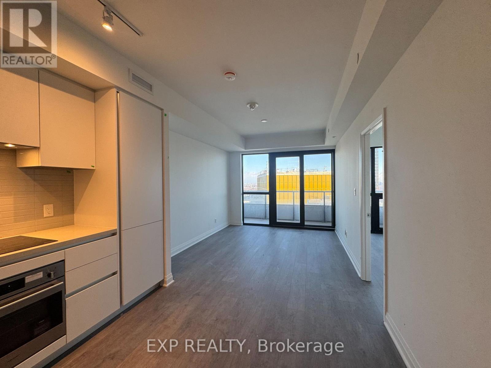 4401 - 4015 The Exchange, Mississauga, Ontario  L5B 0N9 - Photo 10 - W12632358