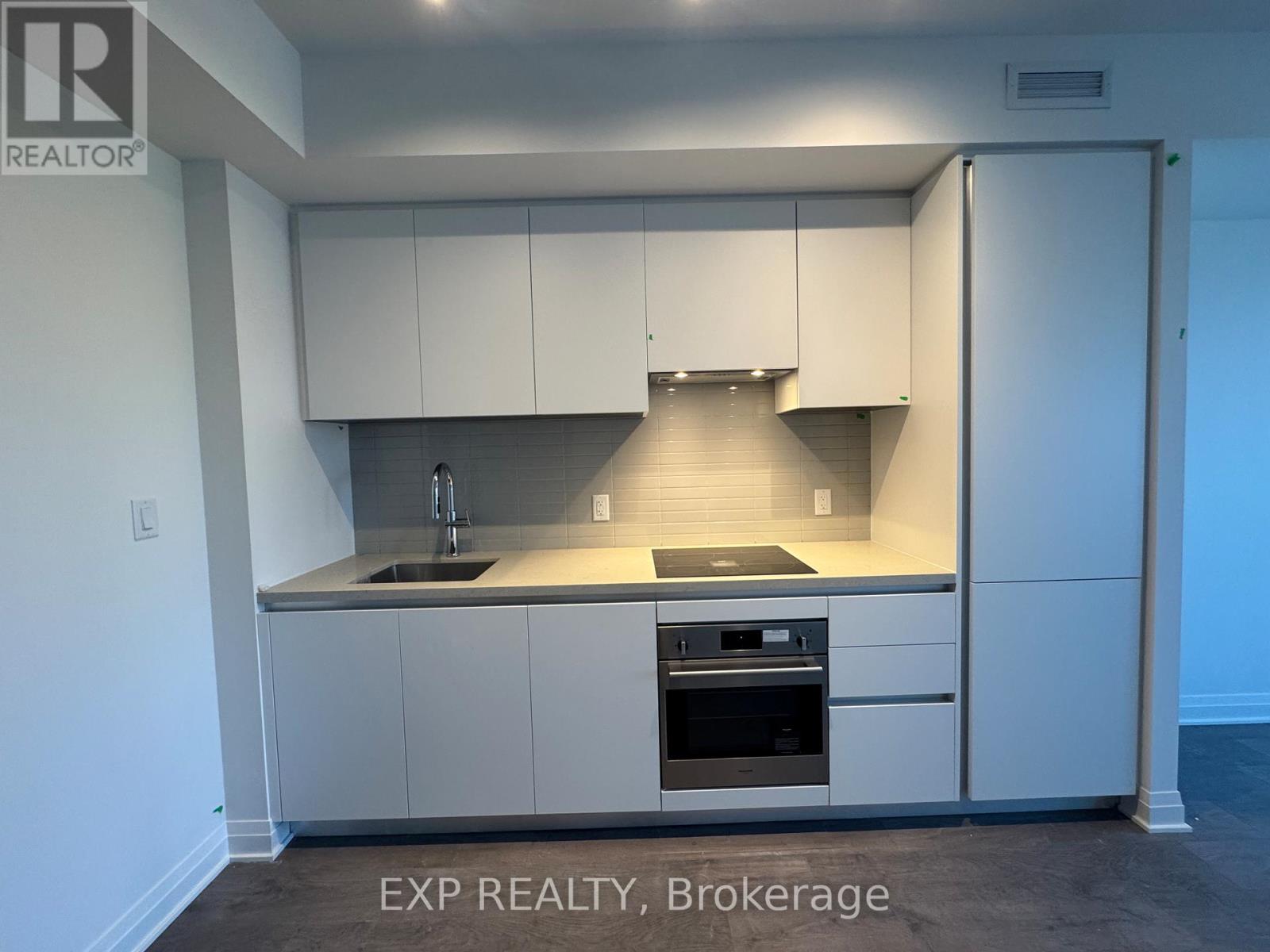 4401 - 4015 The Exchange, Mississauga, Ontario  L5B 0N9 - Photo 9 - W12632358