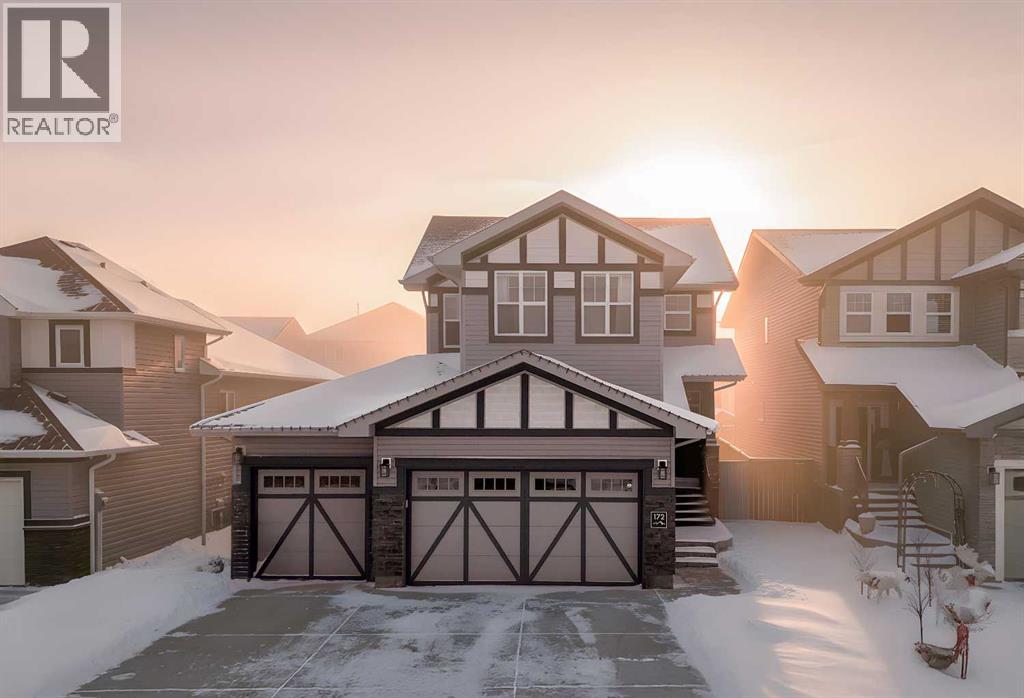 172 Firelight Way W, Lethbridge, Alberta