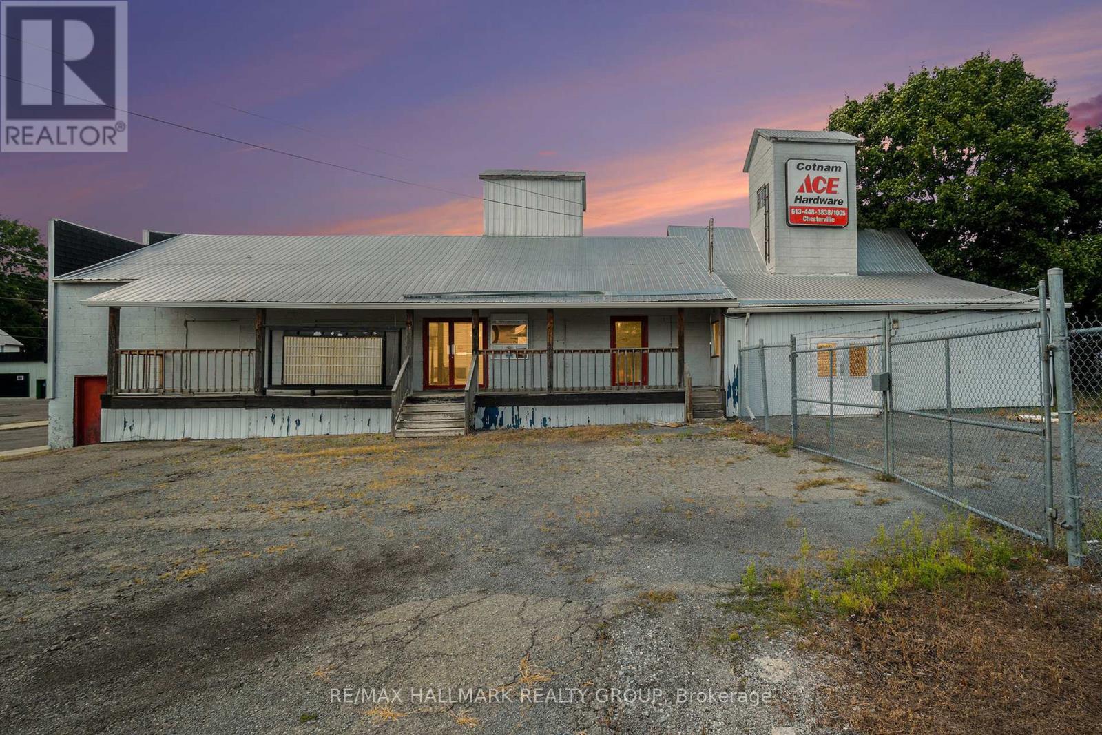 33 King Street, North Dundas, Ontario  K0C 1H0 - Photo 2 - X12632380