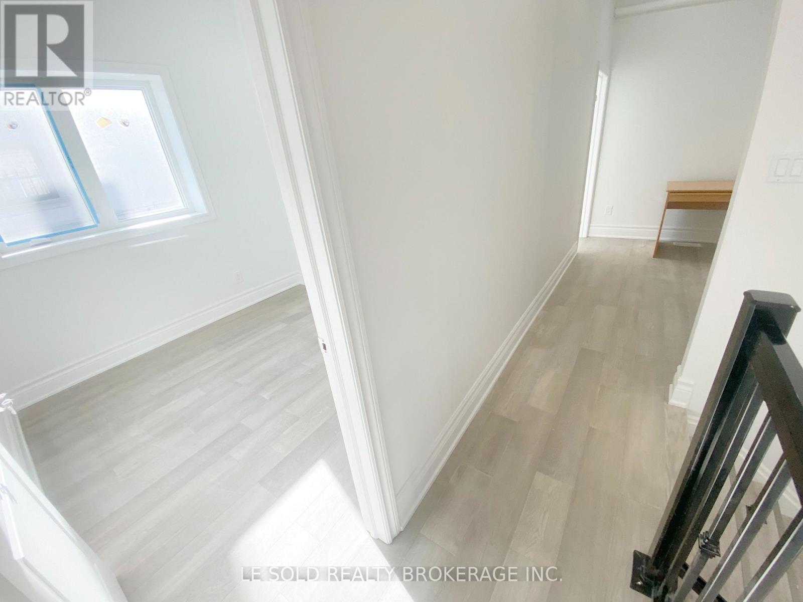 Room L201 - 81 Hallam Street, Toronto, Ontario  M6H 1W7 - Photo 6 - W12631842