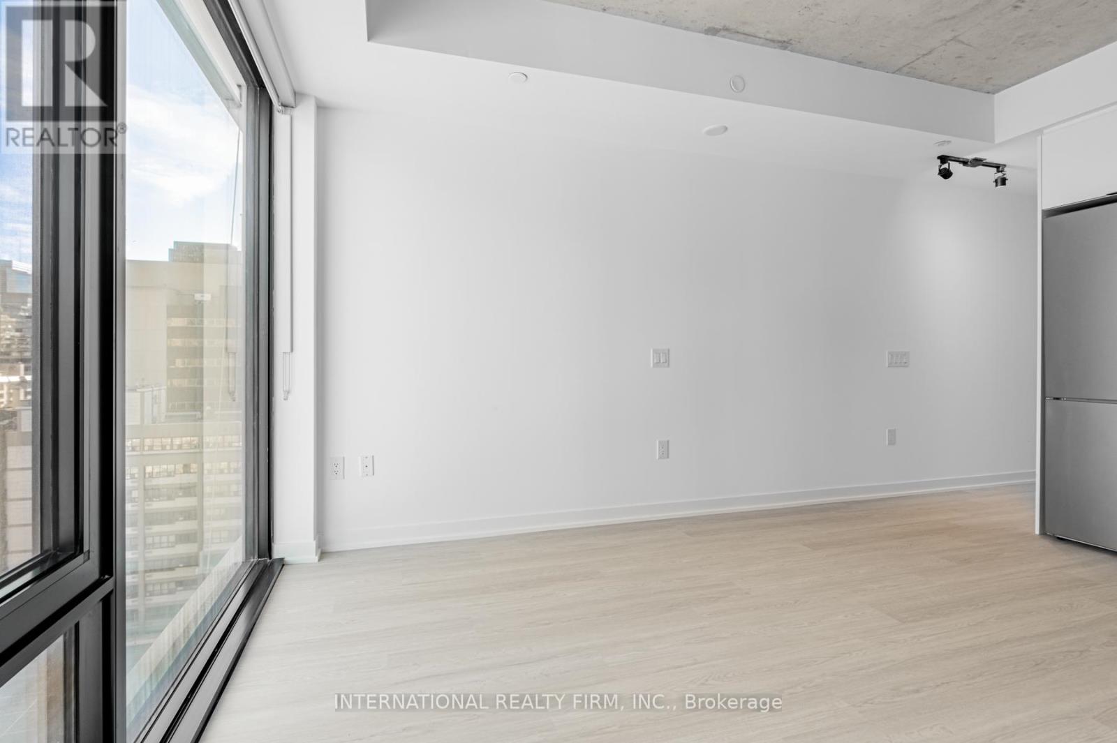 1507 - 195 Mccaul Street, Toronto, Ontario  M5T 0E5 - Photo 8 - C12632374