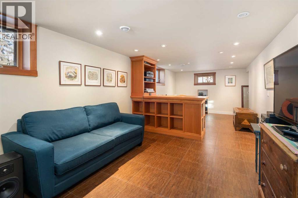 421 19 Avenue Ne, Calgary, Alberta  T2E 1P4 - Photo 19 - A2274869