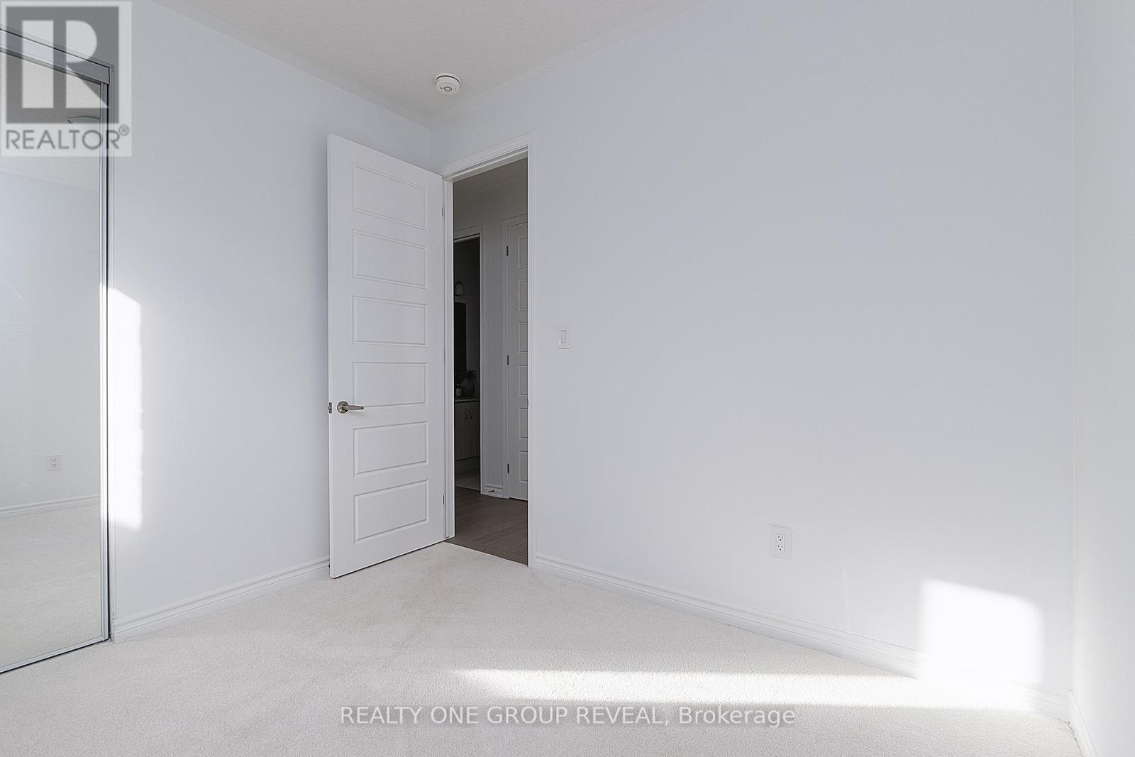 3352 Marchington Square, Pickering, Ontario  L1X 0N1 - Photo 22 - E12632378