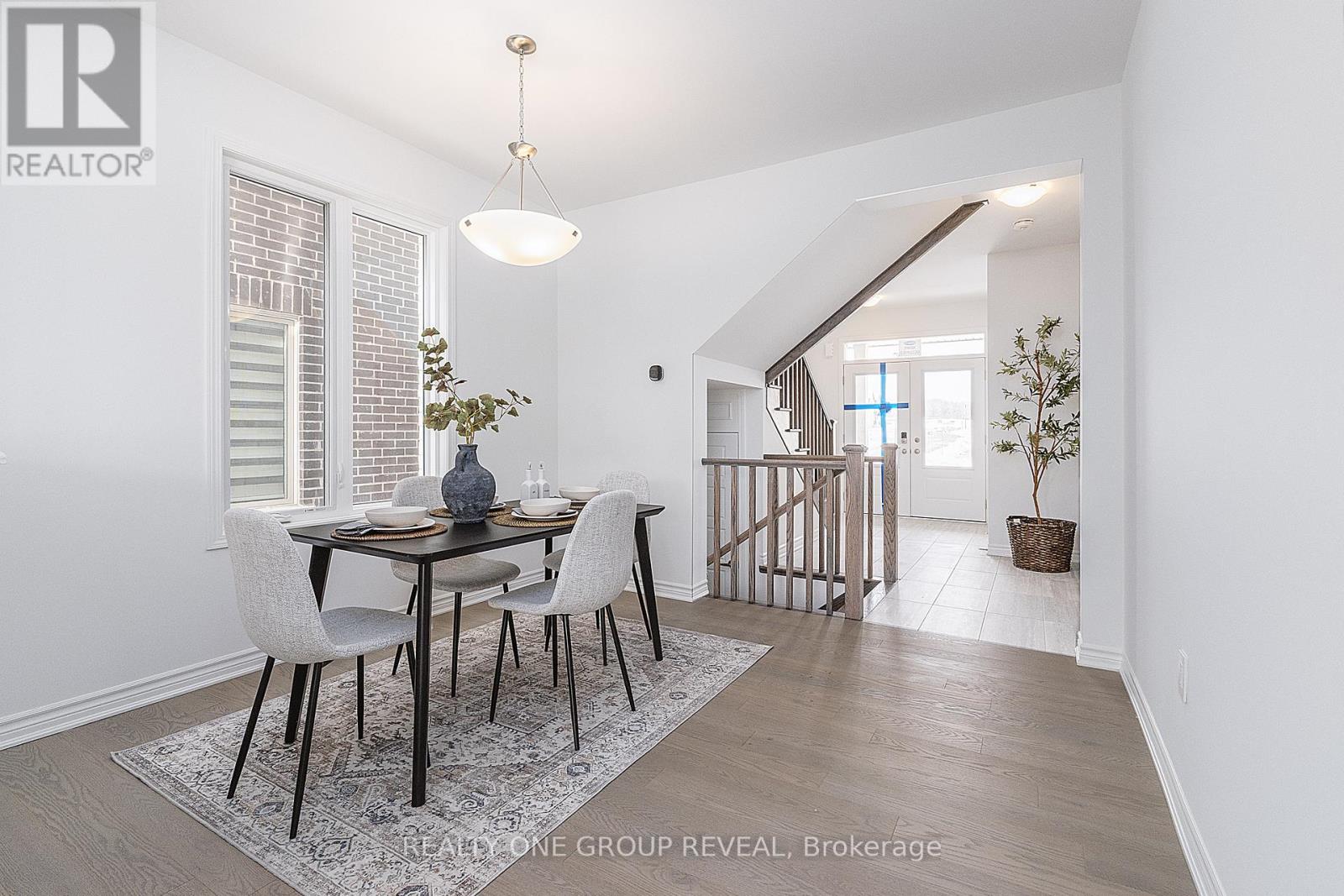 3352 Marchington Square, Pickering, Ontario  L1X 0N1 - Photo 4 - E12632378