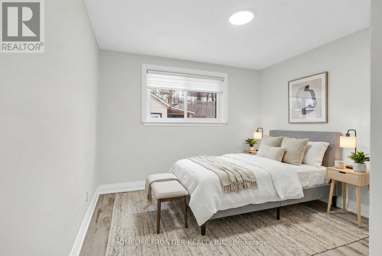 61 Sundial Crescent, Toronto, Ontario  M4A 2J7 - Photo 8 - C12614678