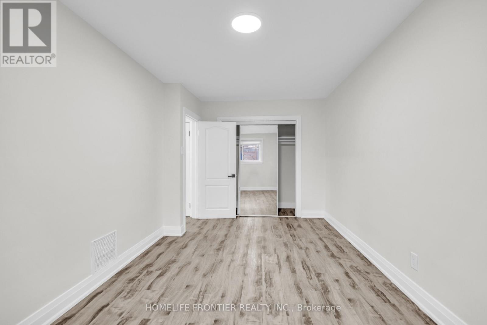 61 Sundial Crescent, Toronto, Ontario  M4A 2J7 - Photo 14 - C12614678