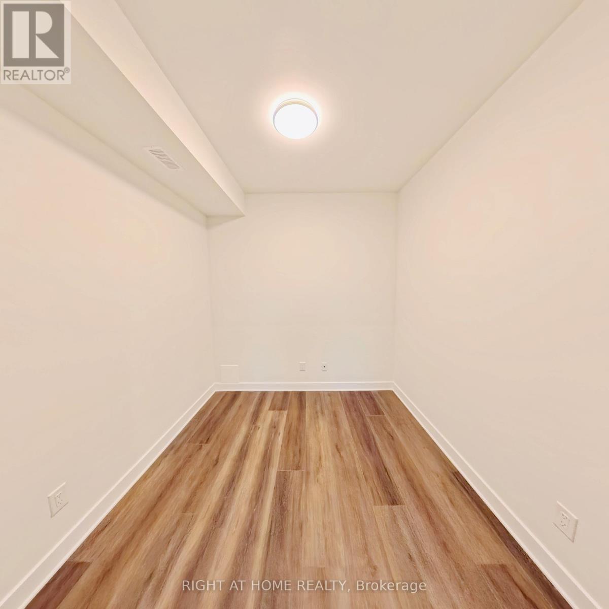 J - 4787j Bank Street, Ottawa, Ontario  K1T 0Z9 - Photo 11 - X12632390