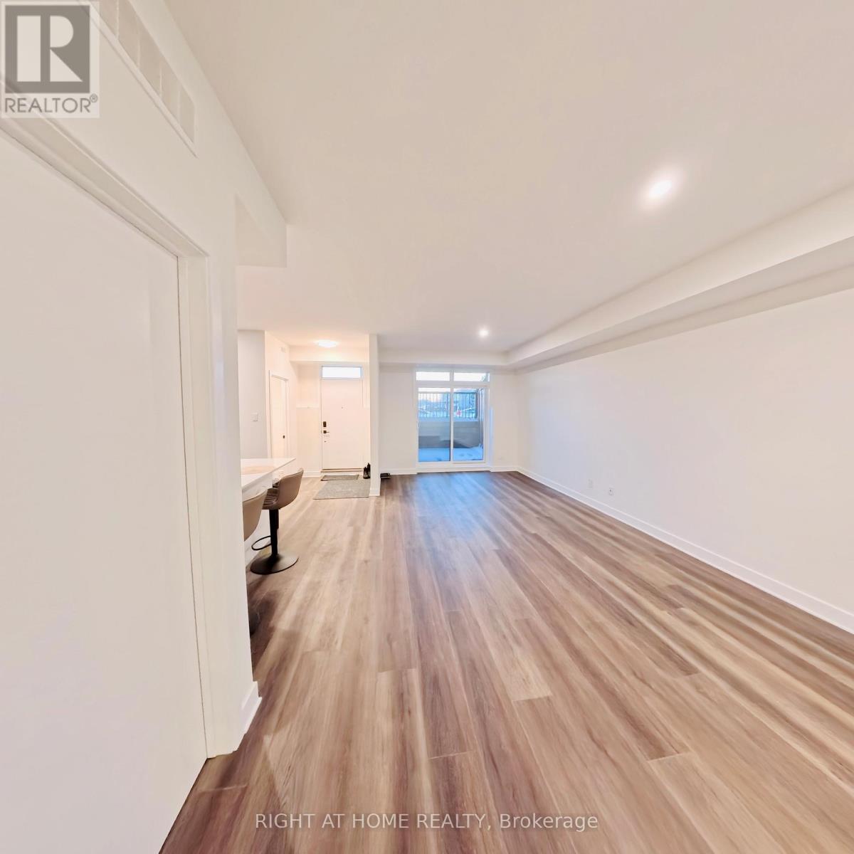 J - 4787j Bank Street, Ottawa, Ontario  K1T 0Z9 - Photo 12 - X12632390