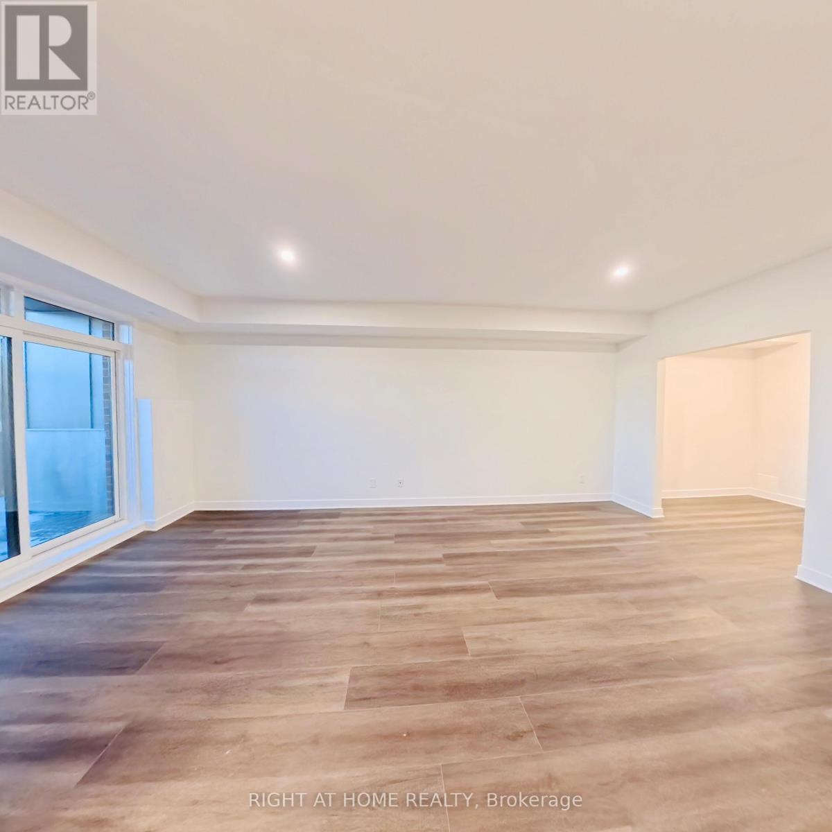 J - 4787j Bank Street, Ottawa, Ontario  K1T 0Z9 - Photo 9 - X12632390