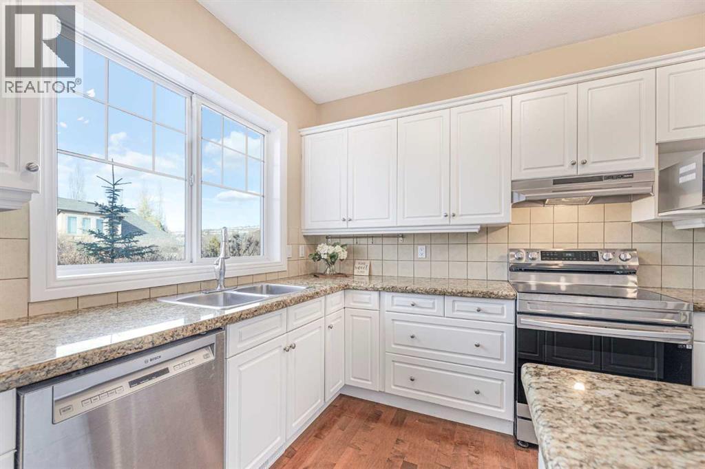 10 Tusslewood Heights Nw, Calgary, Alberta T3L 2M6 - Photo 11 - A2271047