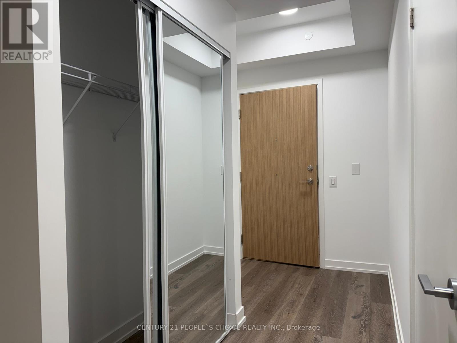 3512 - 395 Square One Drive W, Mississauga, Ontario  L5B 0P6 - Photo 3 - W12628988