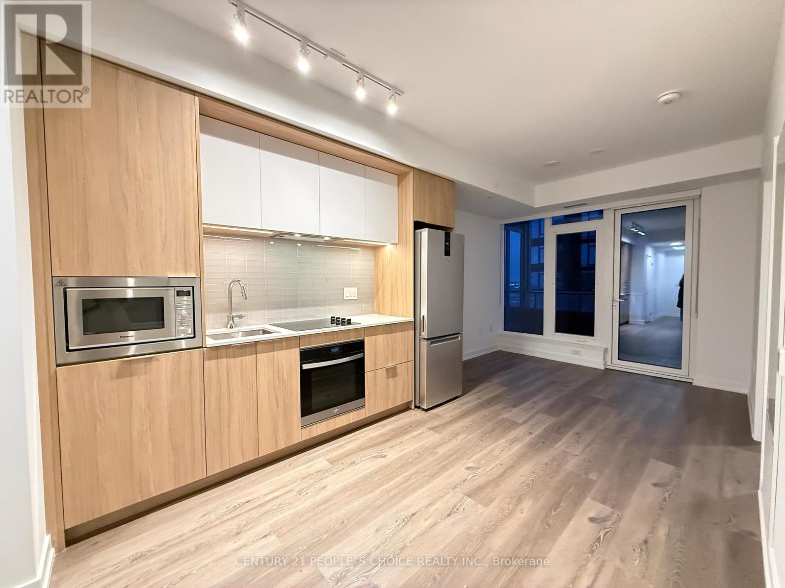 3512 - 395 Square One Drive W, Mississauga, Ontario  L5B 0P6 - Photo 4 - W12628988