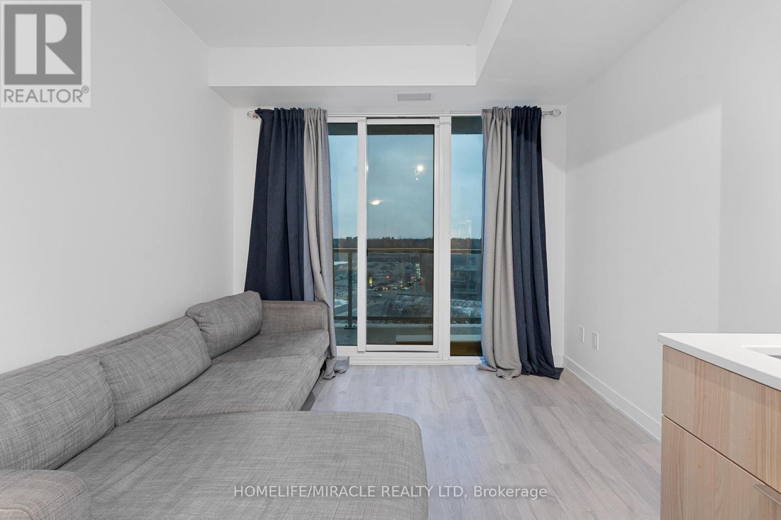 715 - 220 Missinnihe Way, Mississauga (Port Credit), Ontario  L5H 0A9 - Photo 13 - W12632386