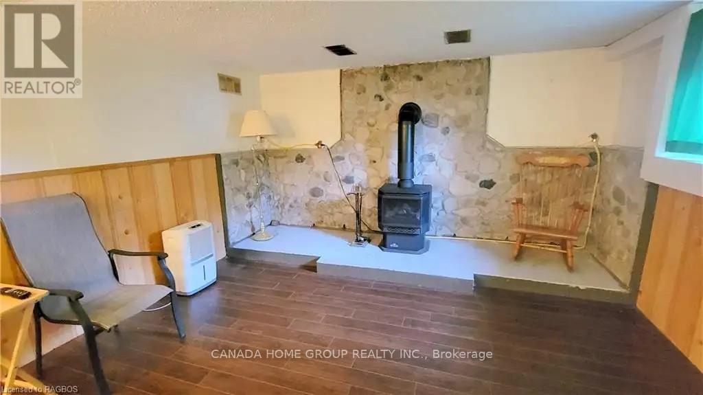 640 Johnston Crescent, Kincardine, Ontario  N2Z 1S7 - Photo 9 - X12632394