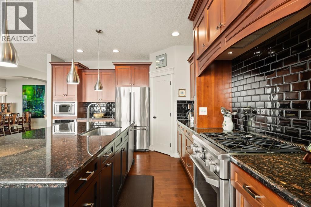 353 Discovery Ridge Boulevard Sw, Calgary, Alberta T3H 5T6 - Photo 9 - A2273818