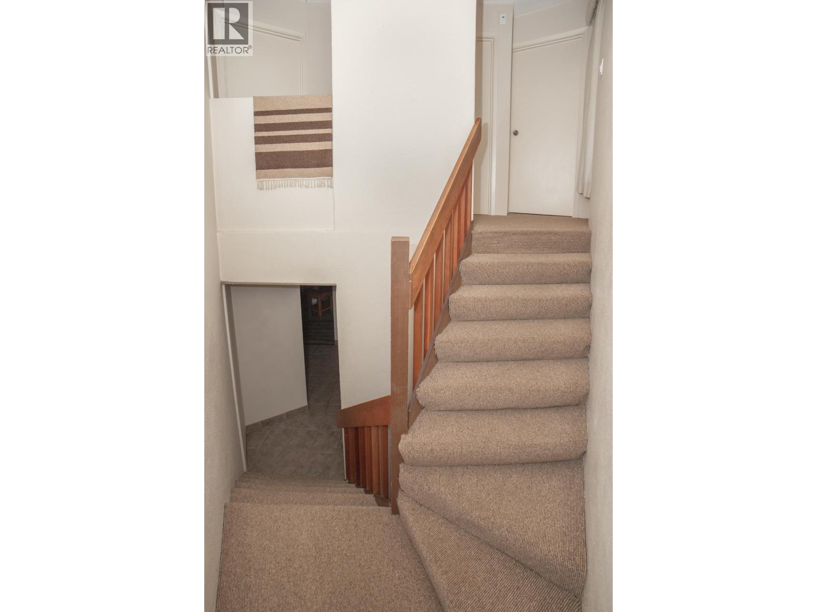 6f 2561 Tricouni Place, Whistler, British Columbia  V8E 0A8 - Photo 11 - R3073797