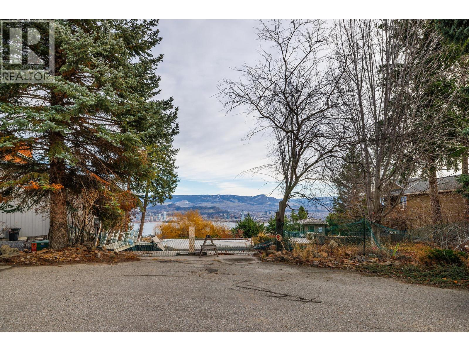 1821 Shaleridge Place West Kelowna, BC V1Z3E4_13