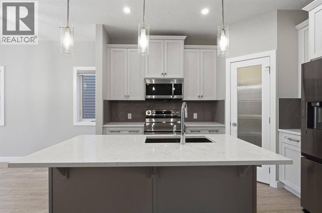 936 Reynolds Lane Sw, Airdrie, Alberta  T4B 5L7 - Photo 12 - A2274664