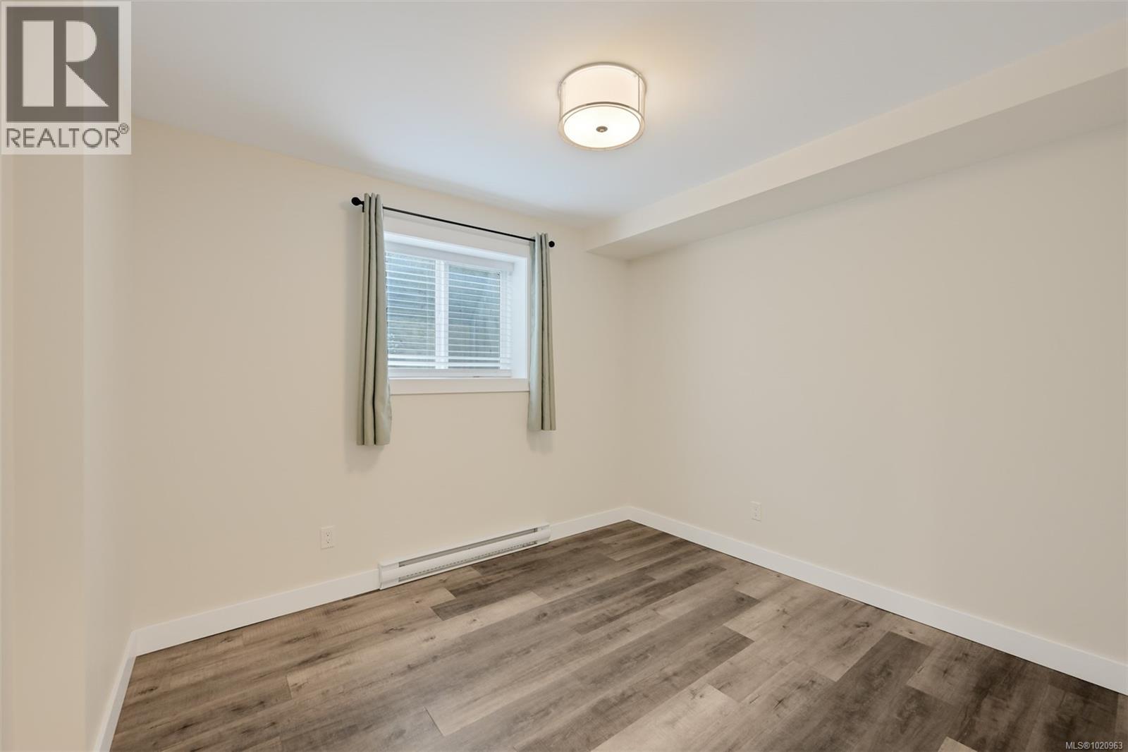 720 Alston St, Victoria, British Columbia V9A 3K5 - Photo 35 - 1020963