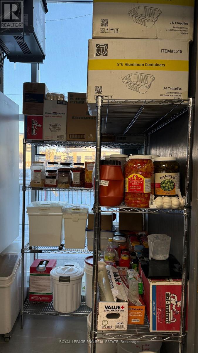 101 - 9280 Goreway Drive, Brampton, Ontario  L6P 4N1 - Photo 14 - W12632400