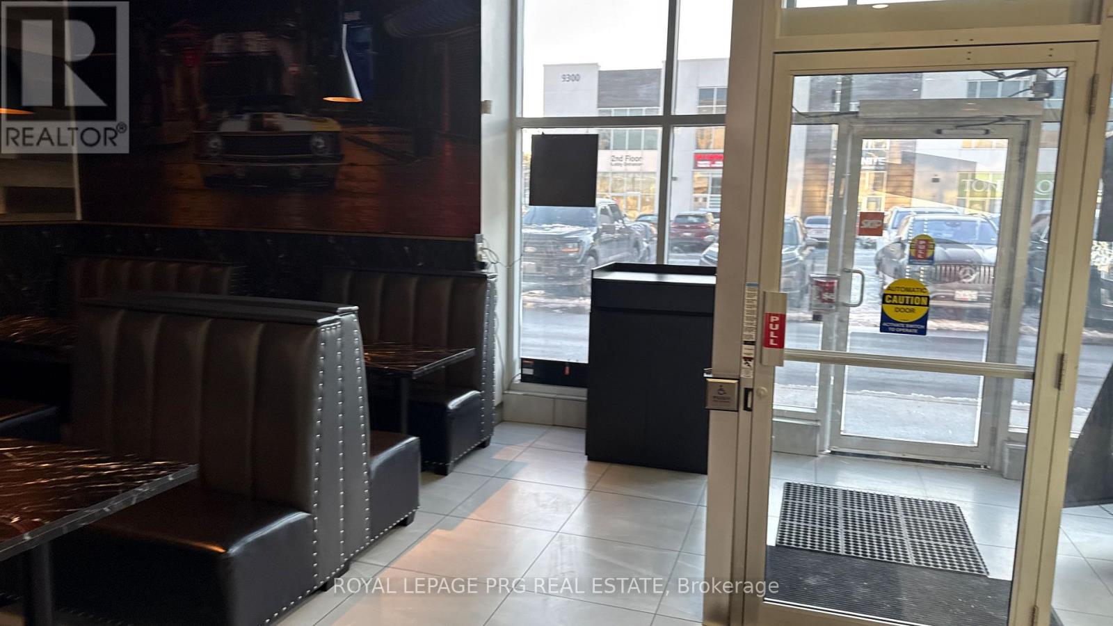 101 - 9280 Goreway Drive, Brampton, Ontario  L6P 4N1 - Photo 25 - W12632400