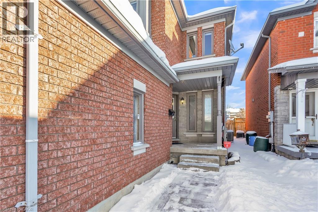 23 Stonecairn Drive, Cambridge, Ontario  N1T 1W3 - Photo 3 - 40793846