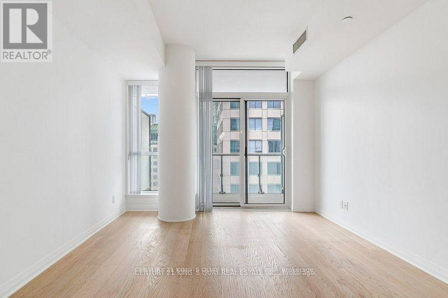 1703 - 8 Mercer Street, Toronto, Ontario  M5V 0C4 - Photo 7 - C12632410