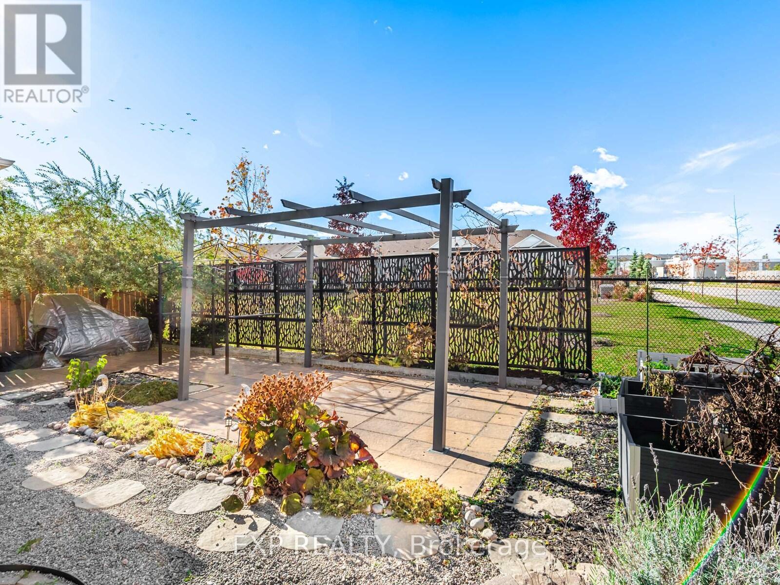 2 Angela Street, Bradford West Gwillimbury, Ontario  L3Z 0A2 - Photo 29 - N12632414