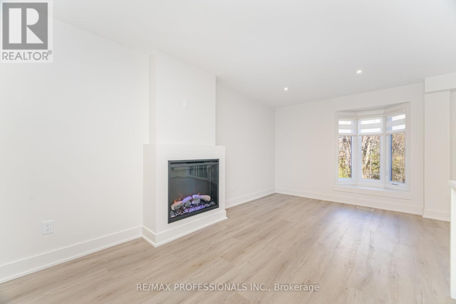 7 - 3115 New Street, Burlington, Ontario L7N 3T4 - Photo 14 - W12587064