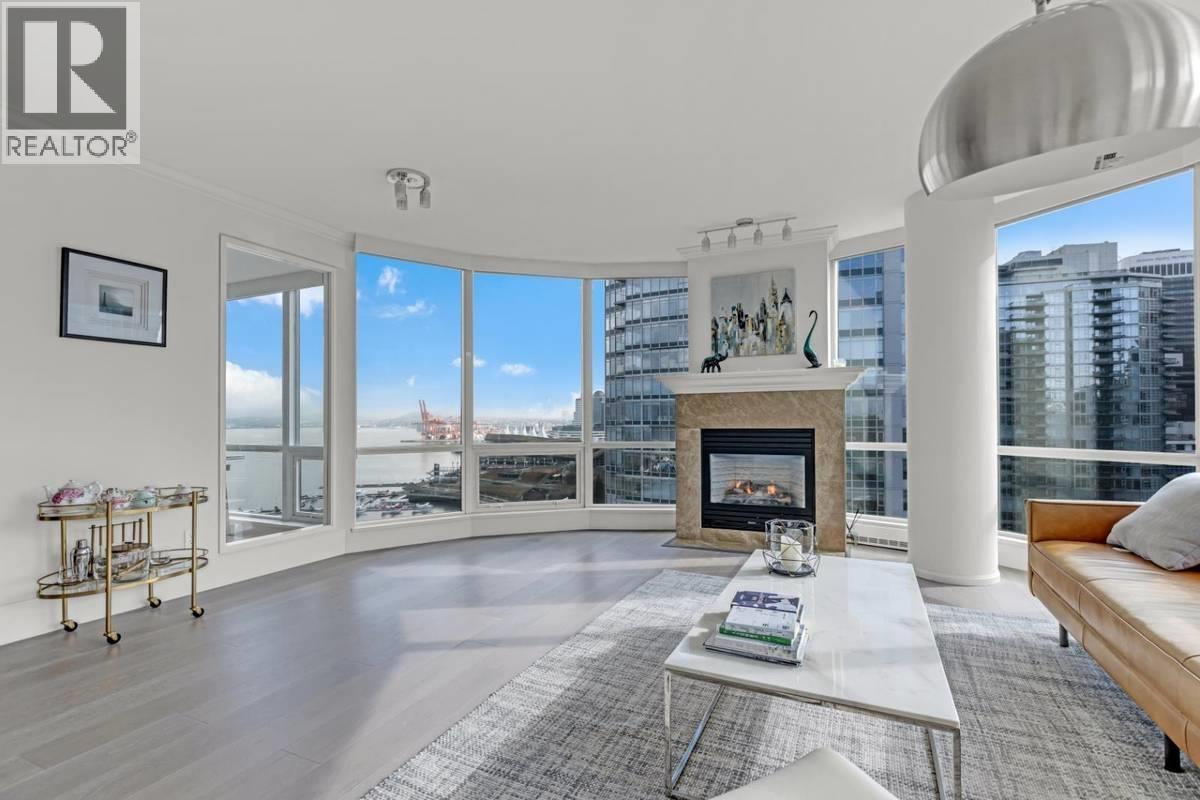 190x 323 Jervis Street, Vancouver, British Columbia  V6C 3P8 - Photo 4 - R3073801