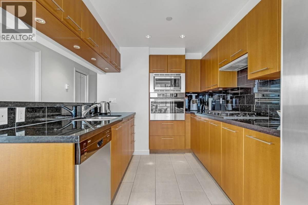 190x 323 Jervis Street, Vancouver, British Columbia  V6C 3P8 - Photo 6 - R3073801