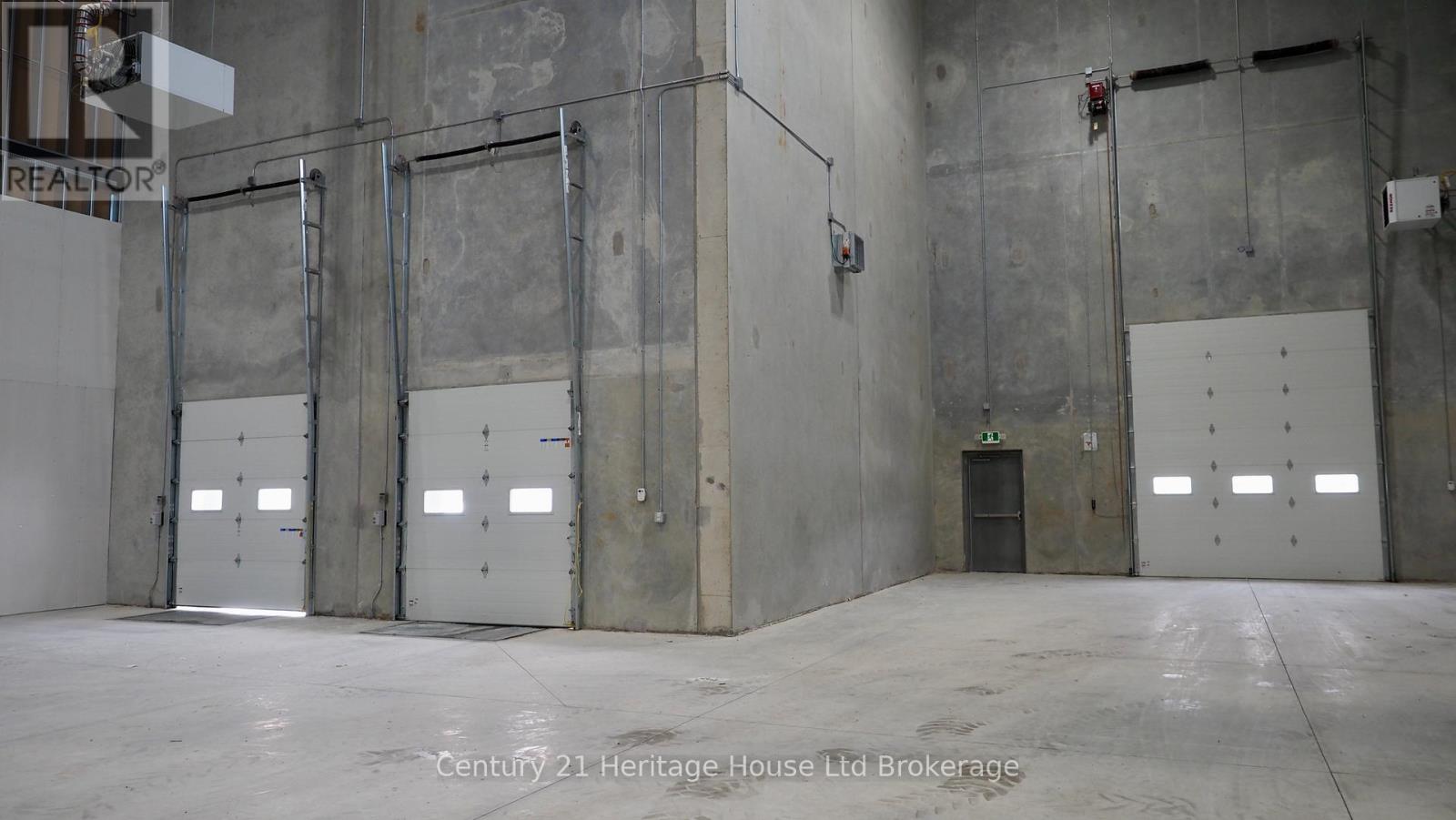 B - 417 Griffin Way, Woodstock, Ontario  N4T 0N2 - Photo 11 - X12268757