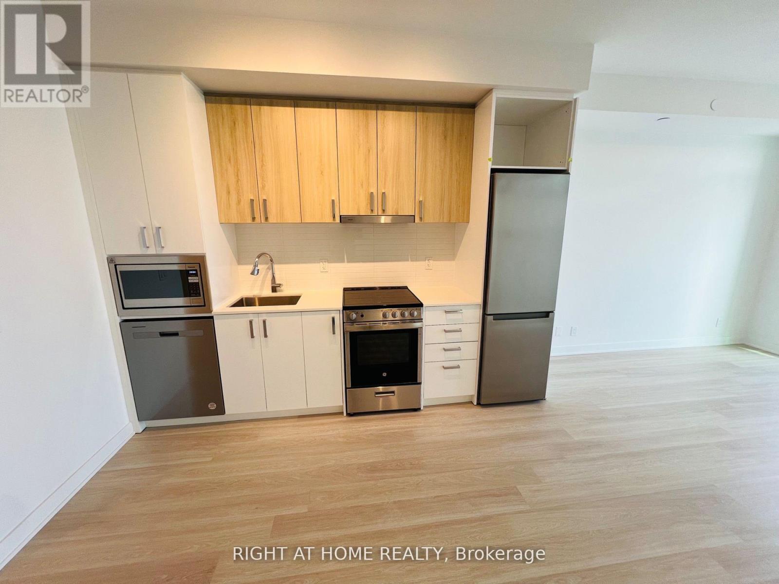 3001 - 30 Upper Mall Way, Vaughan, Ontario  L4J 0L7 - Photo 11 - N12632418