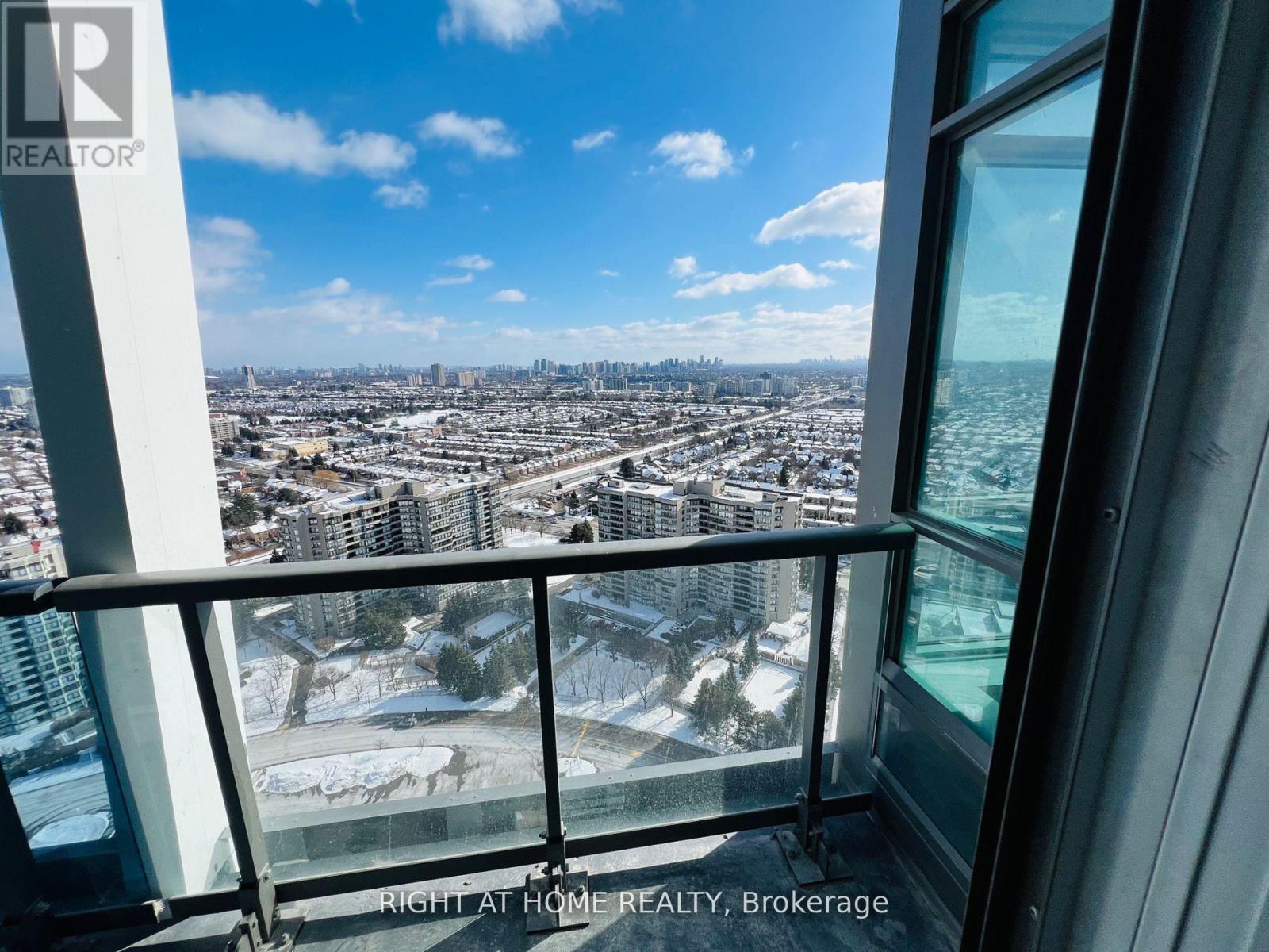 3001 - 30 Upper Mall Way, Vaughan, Ontario  L4J 0L7 - Photo 23 - N12632418