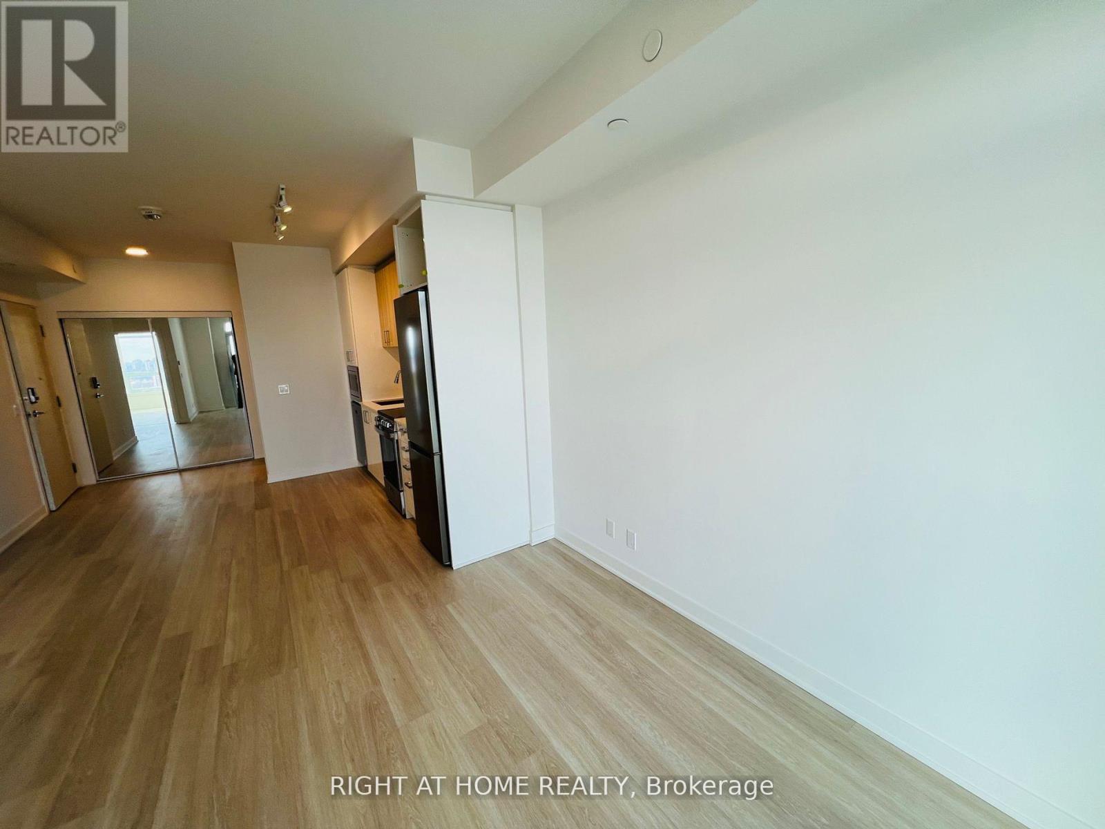 3001 - 30 Upper Mall Way, Vaughan, Ontario  L4J 0L7 - Photo 26 - N12632418