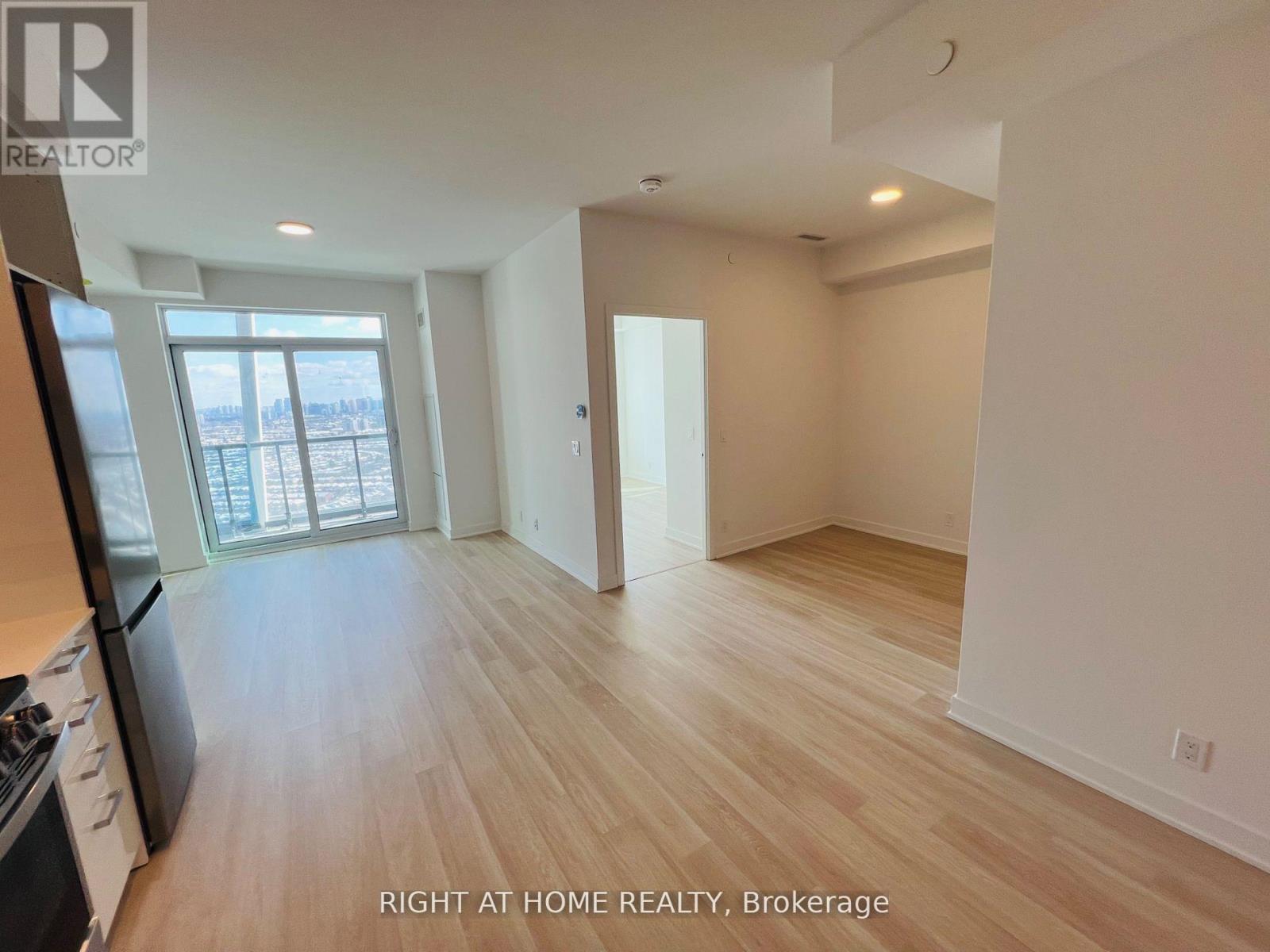 3001 - 30 Upper Mall Way, Vaughan, Ontario  L4J 0L7 - Photo 33 - N12632418