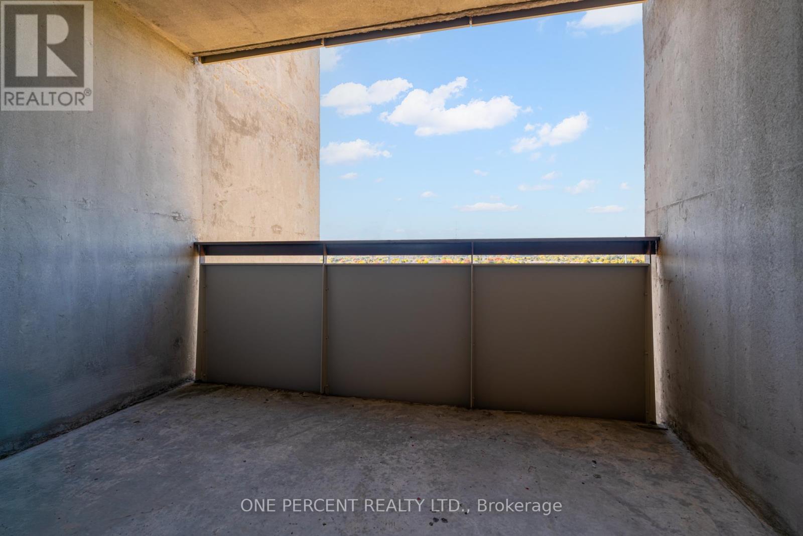 705 - 20 William Roe Boulevard, Newmarket, Ontario L3Y 5V6 - Photo 23 - N12632420